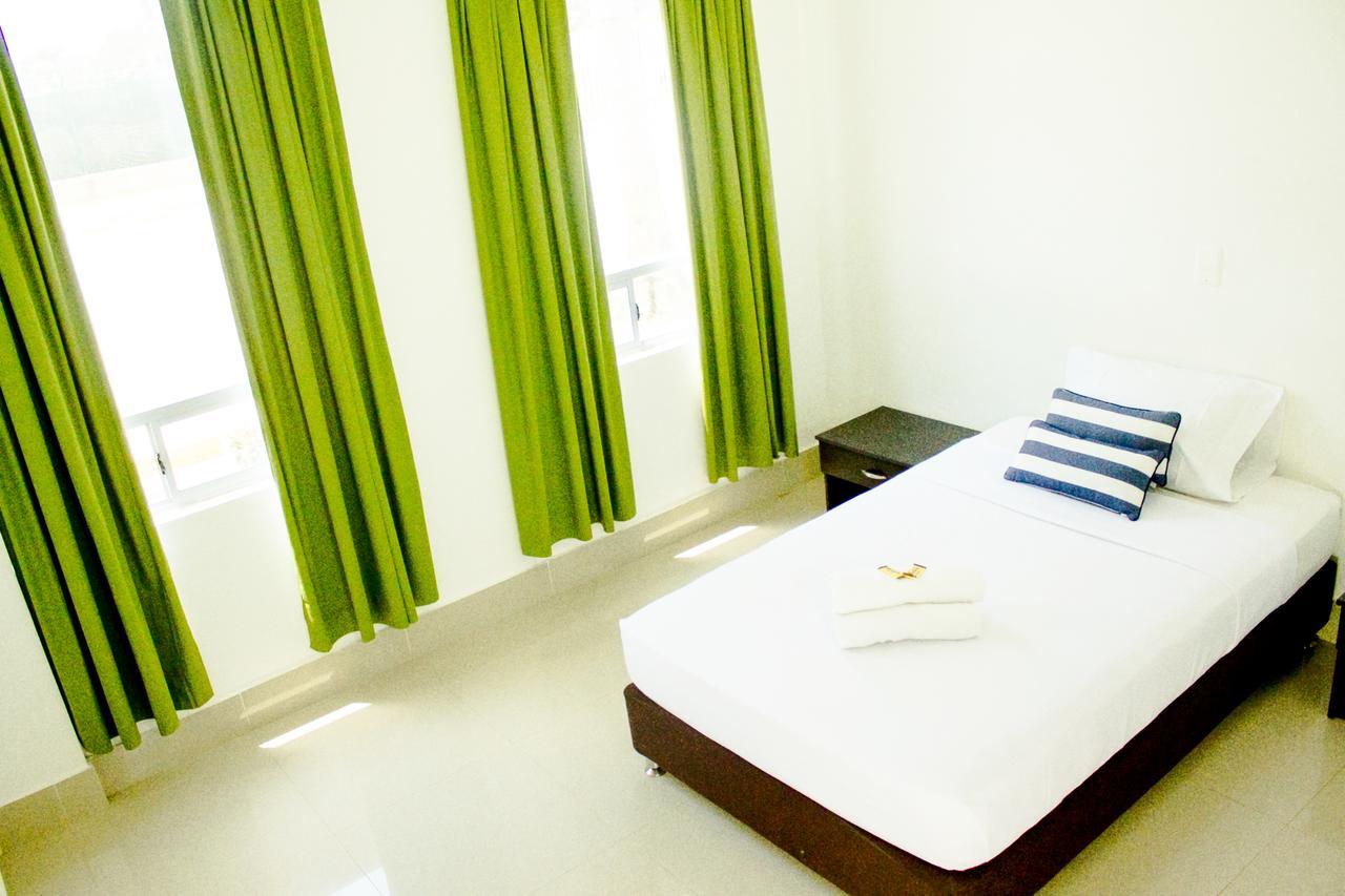 Hotel Las Olas Mamonal Cartagena Exterior photo
